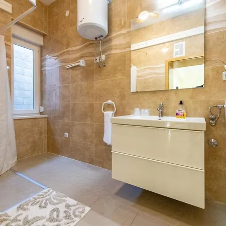 Rosales Tatil Evi